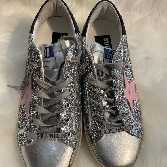 Golden Goose Superstar distressed metallic glittered leather sneakers - Picture 3 of 7
